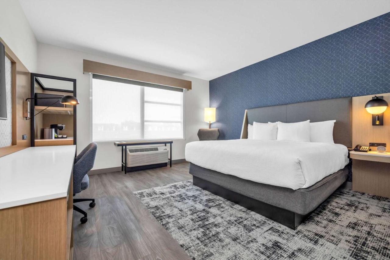 La Quinta Inn & Suites By Wyndham San Jose Airport-Downtown Exteriér fotografie