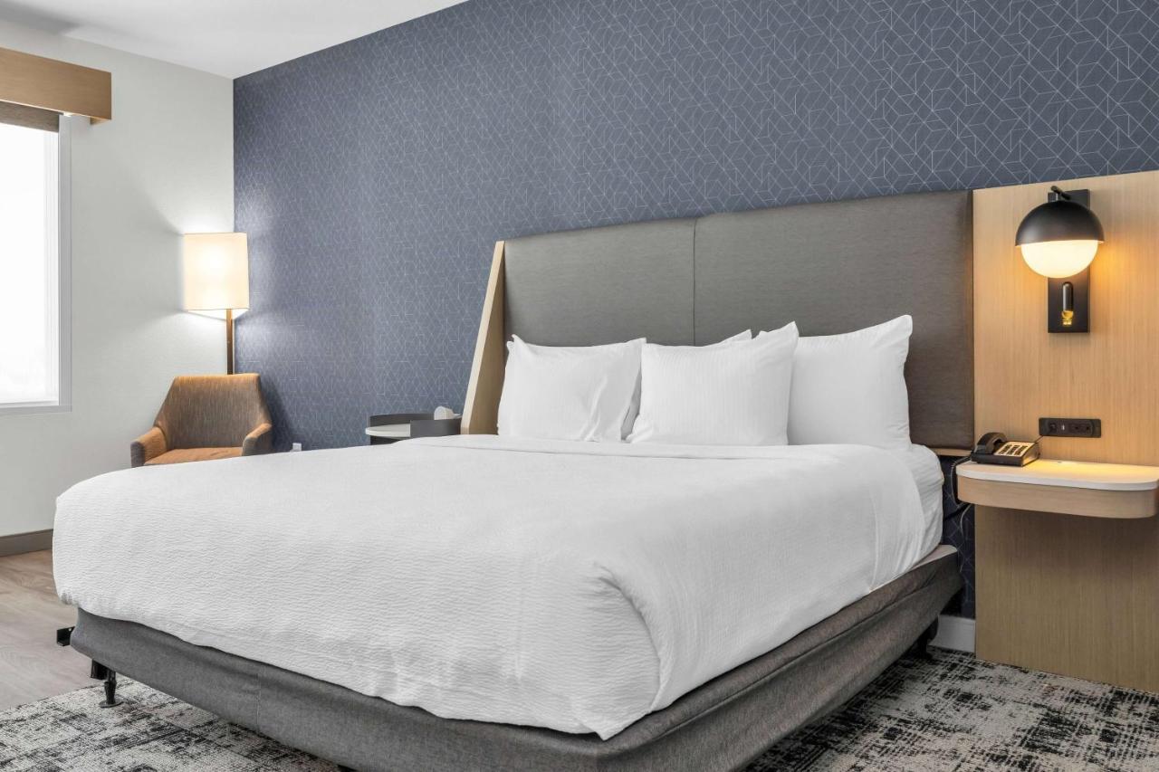 La Quinta Inn & Suites By Wyndham San Jose Airport-Downtown Exteriér fotografie