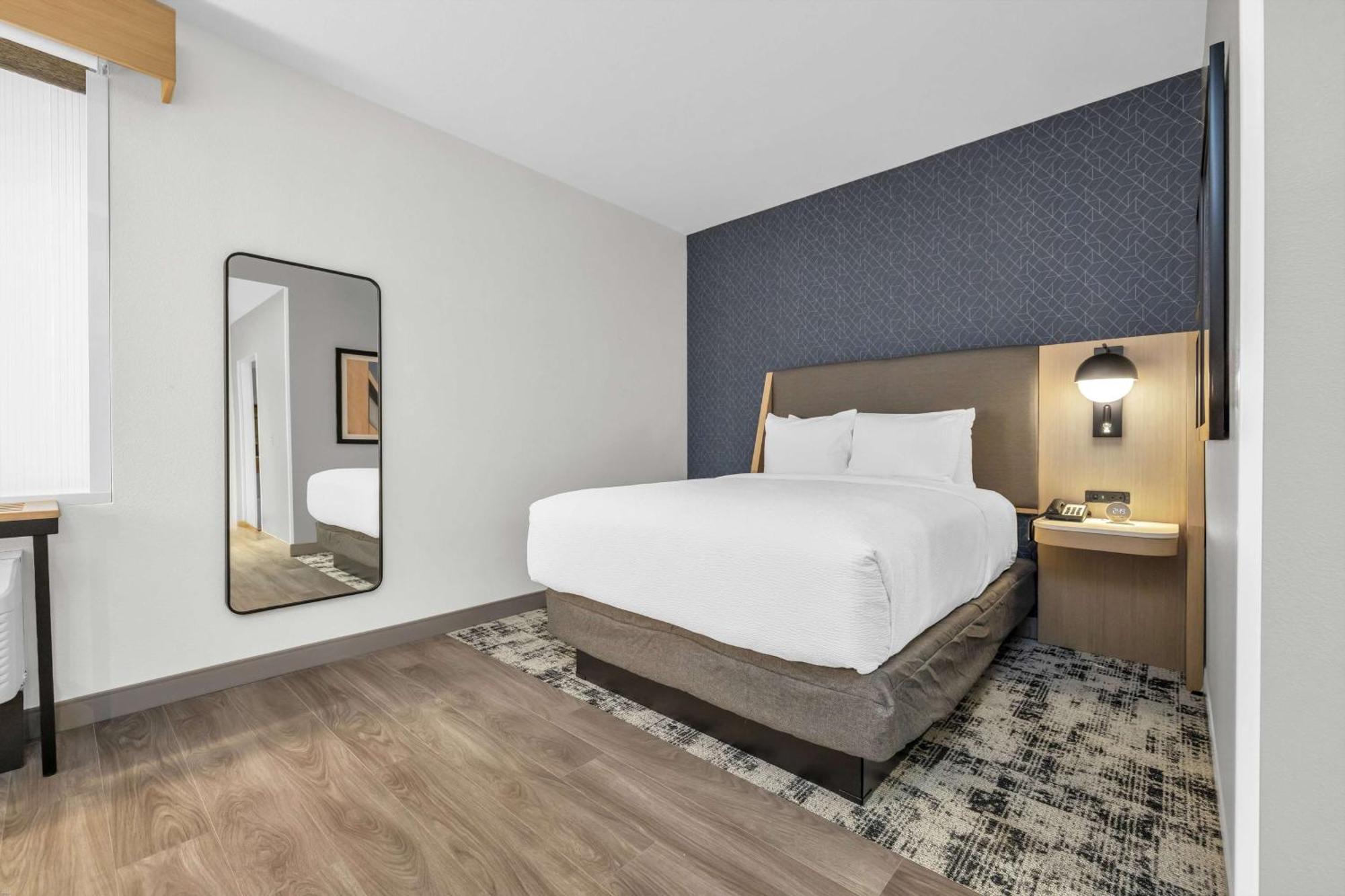 La Quinta Inn & Suites By Wyndham San Jose Airport-Downtown Exteriér fotografie